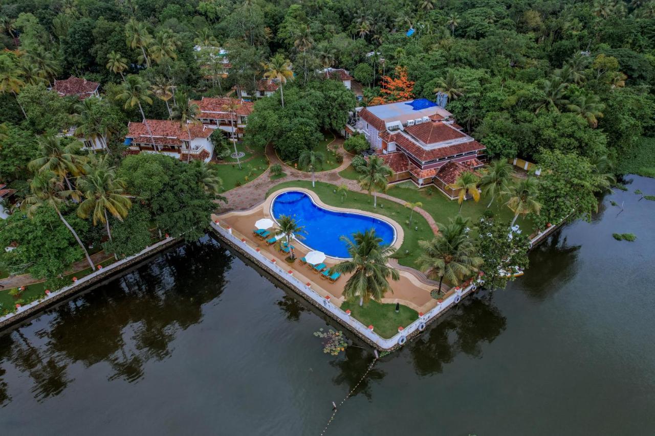 The World Backwaters, Alleppey Kumarakom Exteriér fotografie