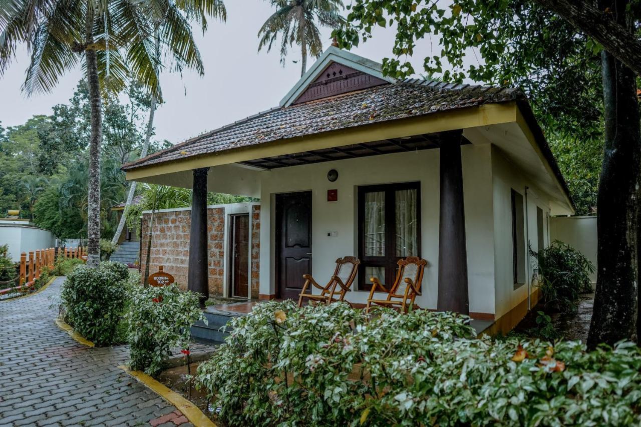 The World Backwaters, Alleppey Kumarakom Exteriér fotografie